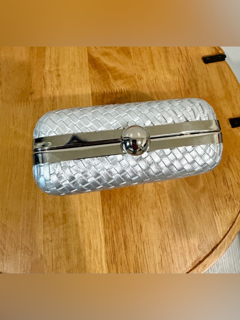 JESSICA McClintock silver clutch - Picture 6 of 6